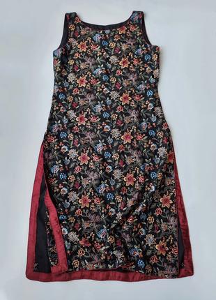 Жіноче літнє плаття в етно стилі з вишивкою квітів