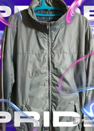 Практичная куртка  - ветровка authentic wear