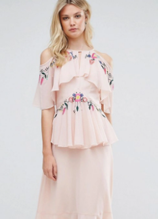 Довге плаття з вишивкою boohoo, розмір m (38), ніжно рожеве