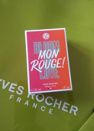 Mon rouge bloom in love