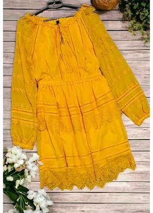 Желтое шифоновое платье с вышивкой y.a.s