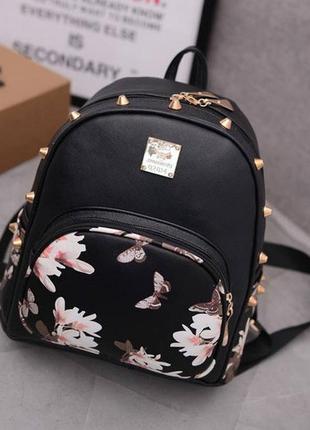 Женский мини рюкзак с цветами черный