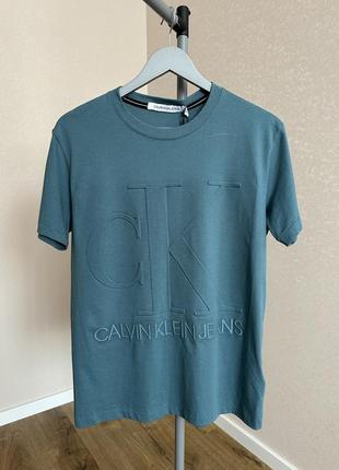 Мужская футболка calvin klein jeans оригинал в размере s