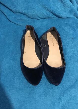 Синие бархатные туфли балетки new look 37 р (24 см)