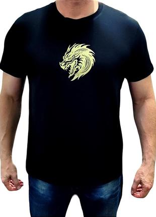 Мужская футболка чёрная  с золотым драконом.