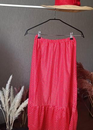 Красная юбка в горох