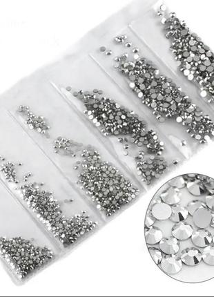 Стразы кристаллы для маникюра дизайна ногтей