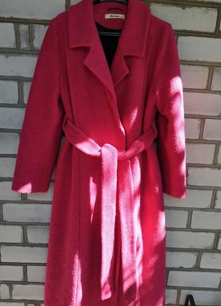 Пальто демисезон в розовом цвете