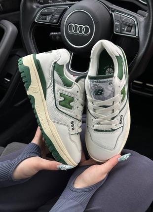 Нові жіночі білі з зеленим кросівки new balance 550 white gree...