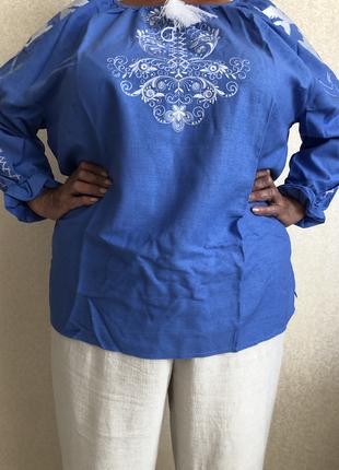 Женская вышиванка с длинным рукавом голубая лен 58-66 размер