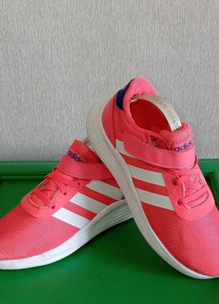 Кроссовки фирмы adidas 33 размера