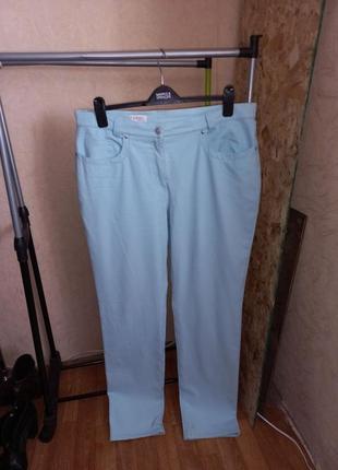 Голубые стрейчевые джинсы 52 размер