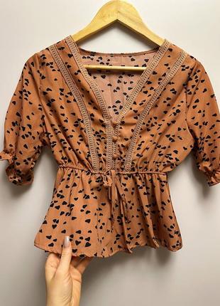 Блуза женская блузка летняя коричневая с сердечком с коротким ...