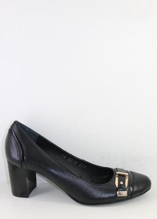 Туфли женские классические  кожаные чёрные на каблуку 6.5 сант...