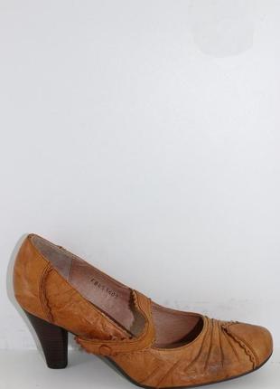 Туфли женские классические кожаные на каблуке 7.5 см светло ко...