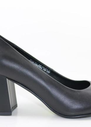 Туфли женские чёрные кожаные на удобном каблуке классика на ве...