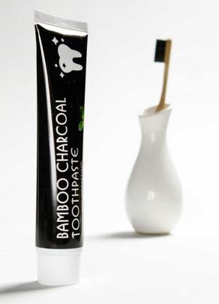 Черная Зубная паста Bamboo Charcoal Toothpaste на основе бамбу...