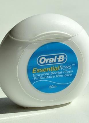 ORAL-B EssentialFloss 50м вощеная зубная нить со вкусом мяты