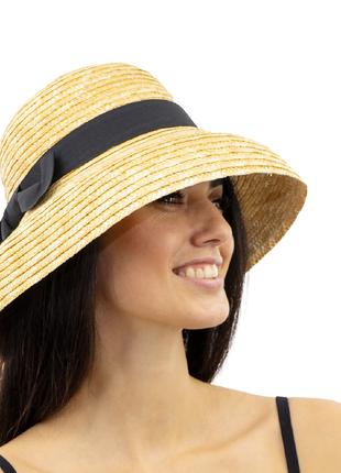 Соломенная шляпа женская солнцезащитная с черной лентой с бант...
