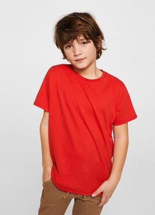 Модная футболка мальчику mango. новая. 6-7 лет