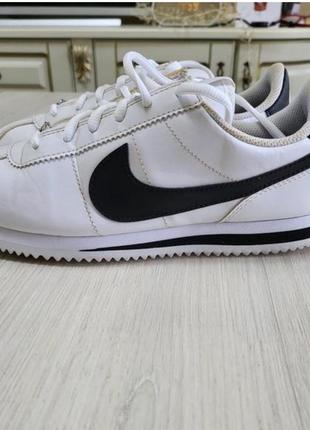 Кросівки жіночі nike cortez