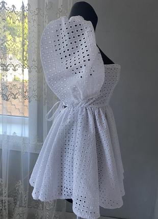 Біла сукня / сукня для низьких /