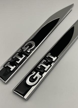 Таблички металлические на крыло GTI Шильдик на крыло пара