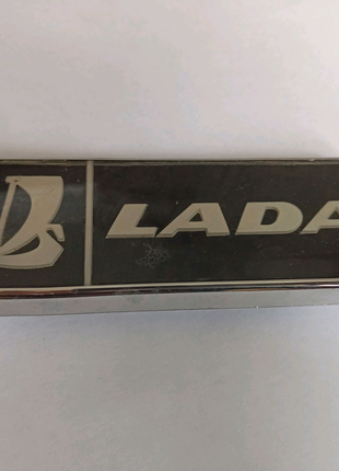 Емблема Lada ваз 2106 на крило експорт