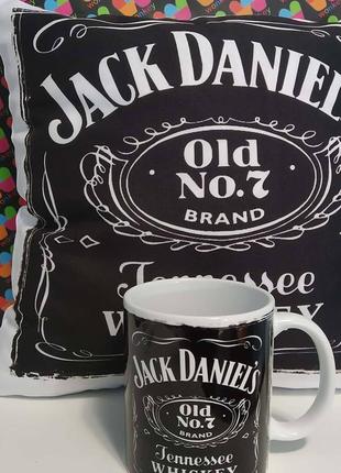Комплект подушка с кружкой: Jack Daniel`s