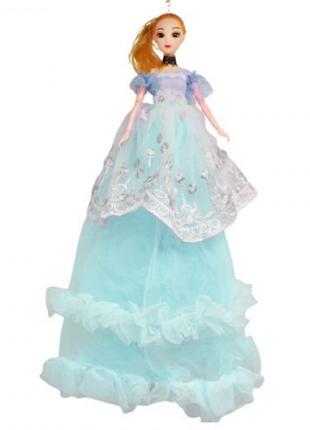 Кукла в длинном платье с вышивкой, голубой