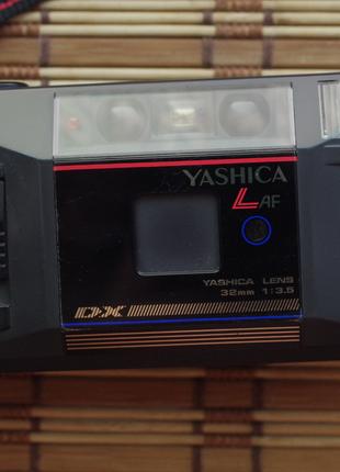 Фотоаппарат Yashica L af 32mm 3.5 с чехлом