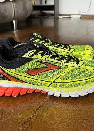 Кросівки brooks р. 45.5