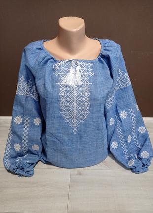 Дизайнерская голубая женская вышиванка "Джинс" с вышивкой Укра...