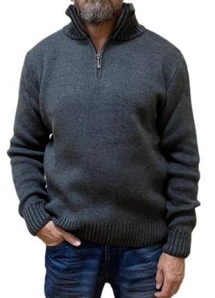 Стильный мужской свитер из шерсти