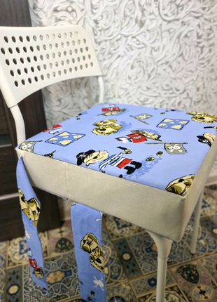Подушка детская для стула 32×32×10