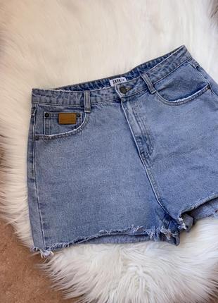 Классные короткие джинсовые шорты от suburban