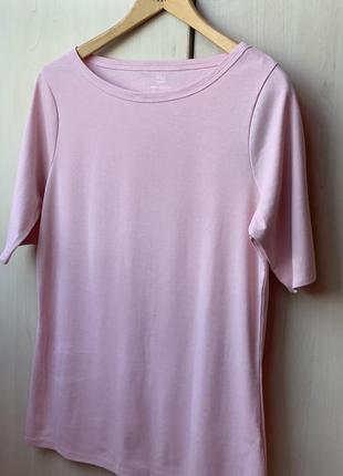 Новая базовая удлиненная футболка в красивом нежно - розовом ц...