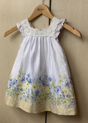 Нежное платье в цветы на маленькую девочку 92 см