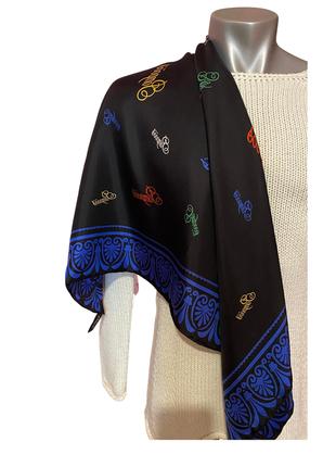 Шелковый платок pompöös couture 90*90 см италия черно-синяя
