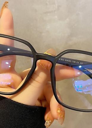 Іміджеві матові окуляри з захистом, унісекс