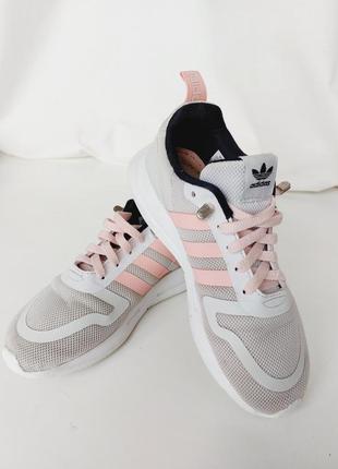 Фирменные кроссовки adidas. размер 32-33(21.5см) кеды беговые ...