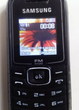 Телефон Samsung E1080