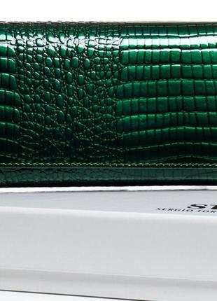 Женский кожаный кошелек на магнитах sergio torretti зеленый