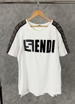 Футболка fendi