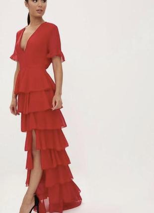 Платье длинное макси красное с вырезом, рюши, декольте