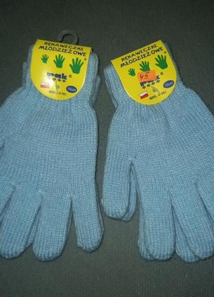 Теплые перчатки