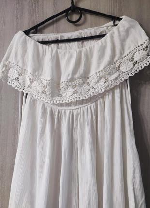 Біла сукня з мережевом, сукня з віскози