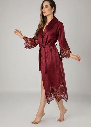 Красивый сатиновый атласный халат длинный с кружевом качествен...