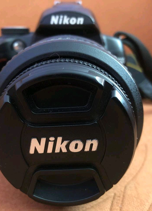 Nikon D5000