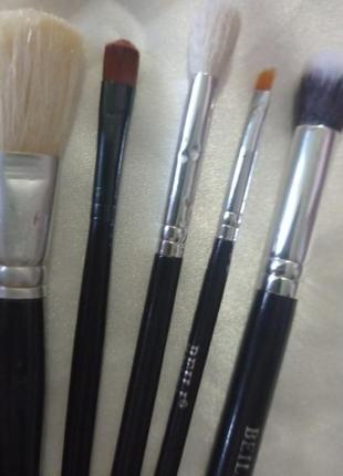 Кисти для макияжа с деревянной ручкой
